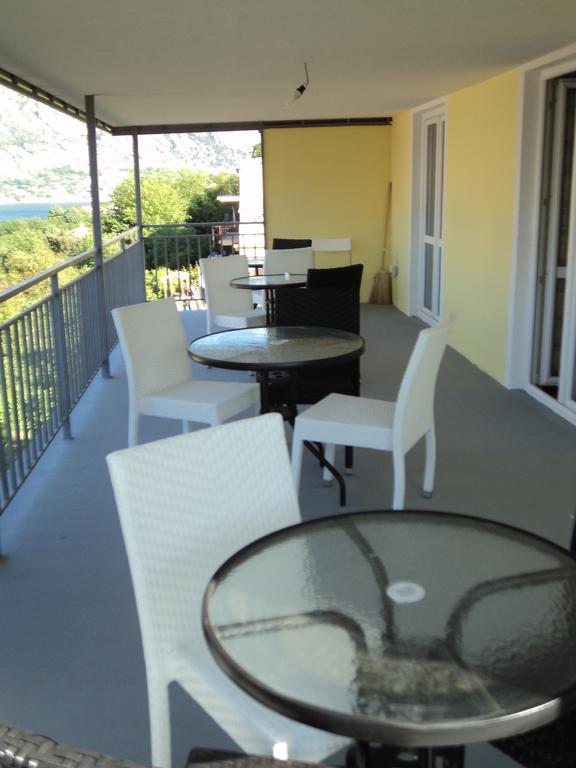 Guest House Pajovic Kotor Exterior foto